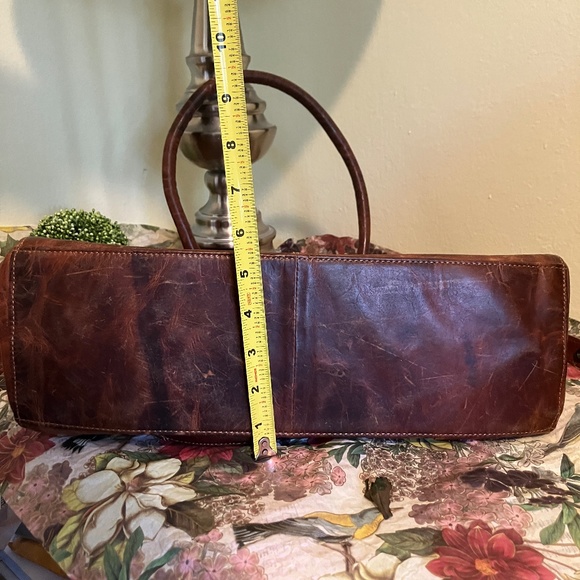 Flower Embossed Handmade Brown Leather Handbag Shoulder Bag by Valenchi - Picture 13 of 16